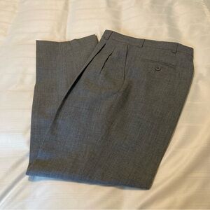 Calvin Klein Classic Gray Pleated Dress Pants size 12R 26” Waist 28” Inseam